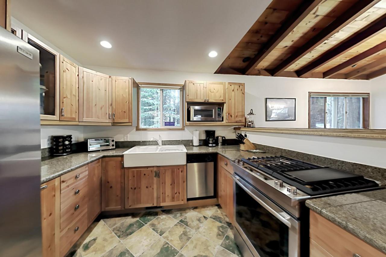 Wagging Woods Villa Cazadero Exterior photo