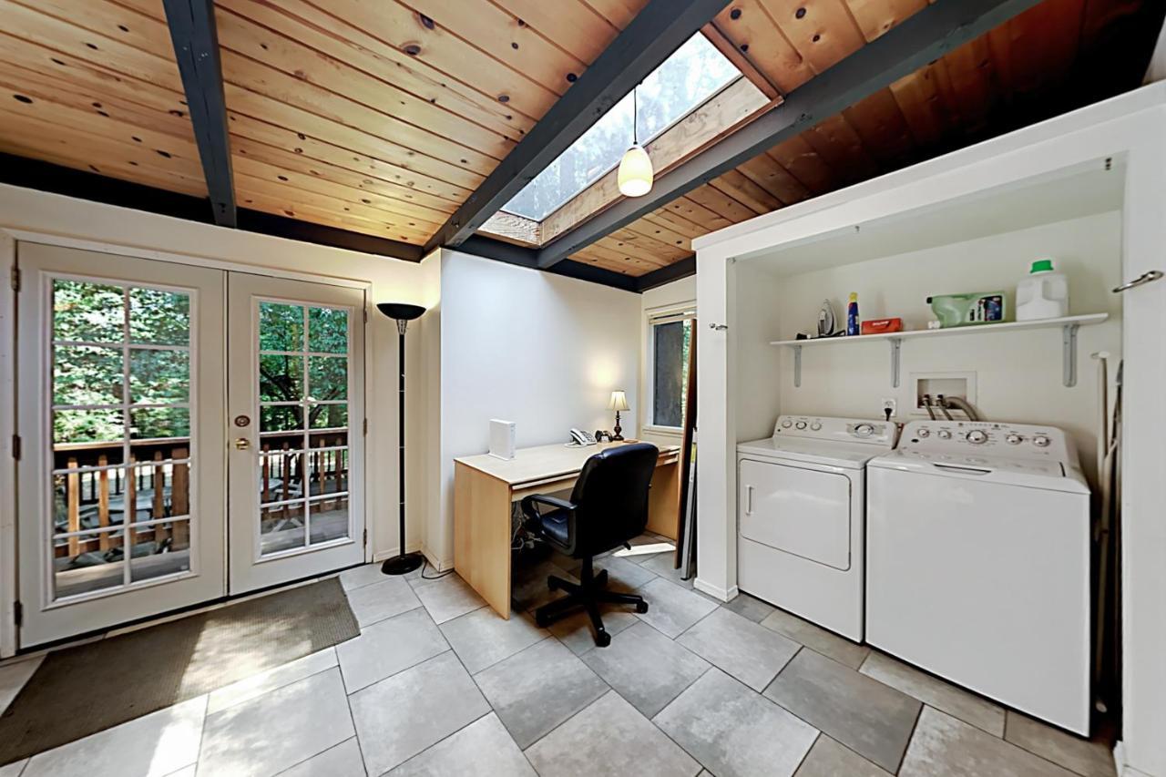 Wagging Woods Villa Cazadero Exterior photo